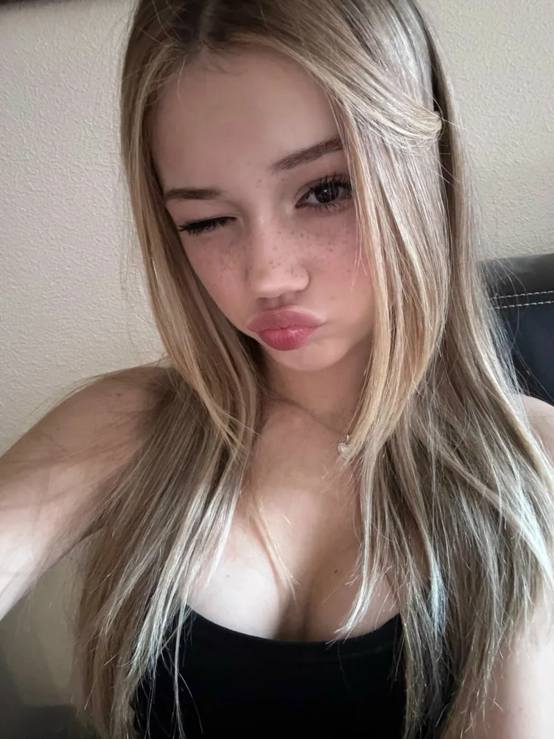 Анастасия, 20