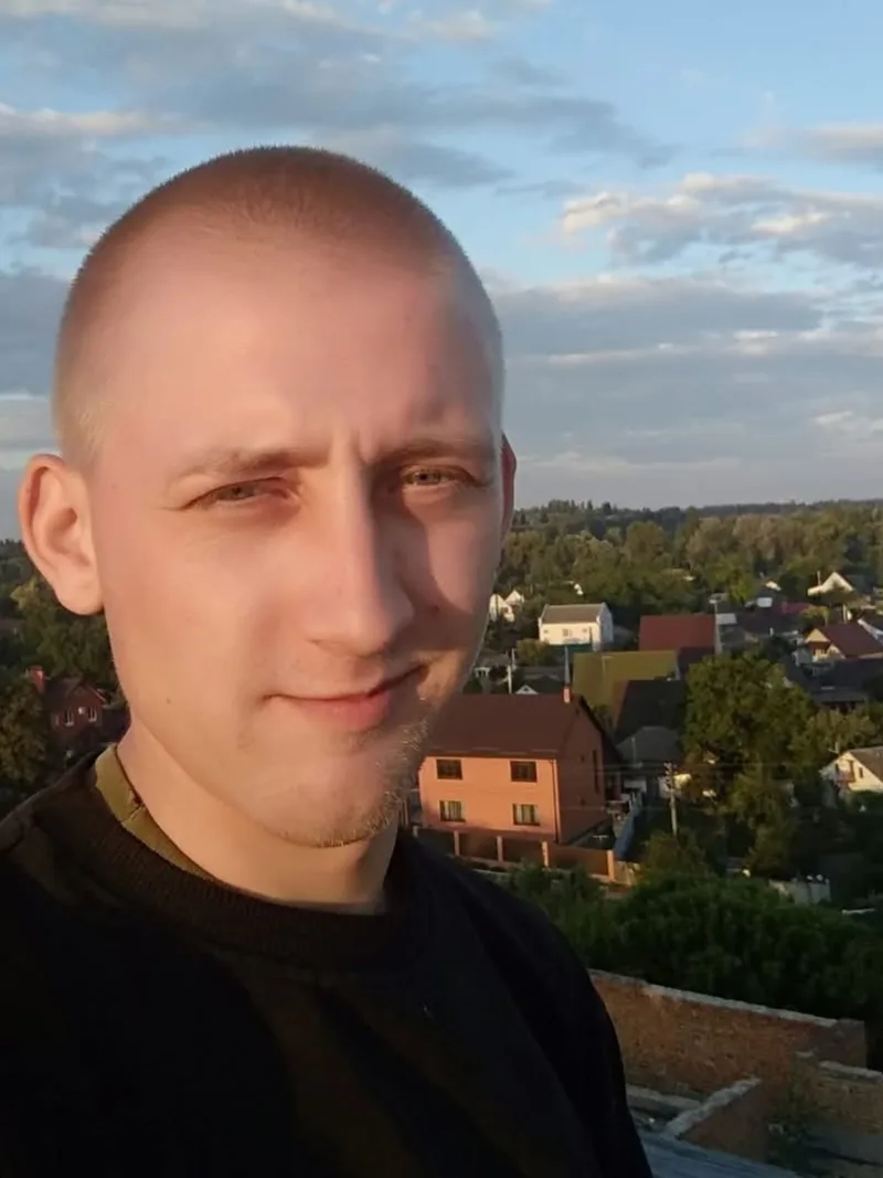 Олександр, 30