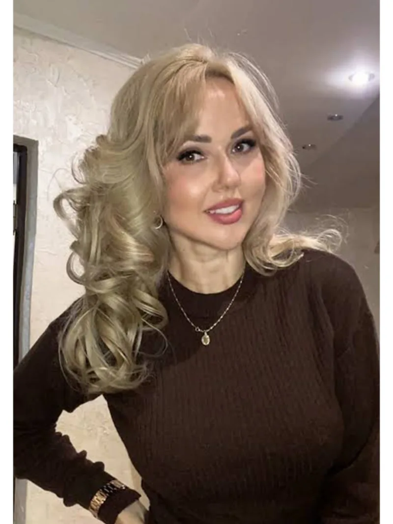 Виктория, 48