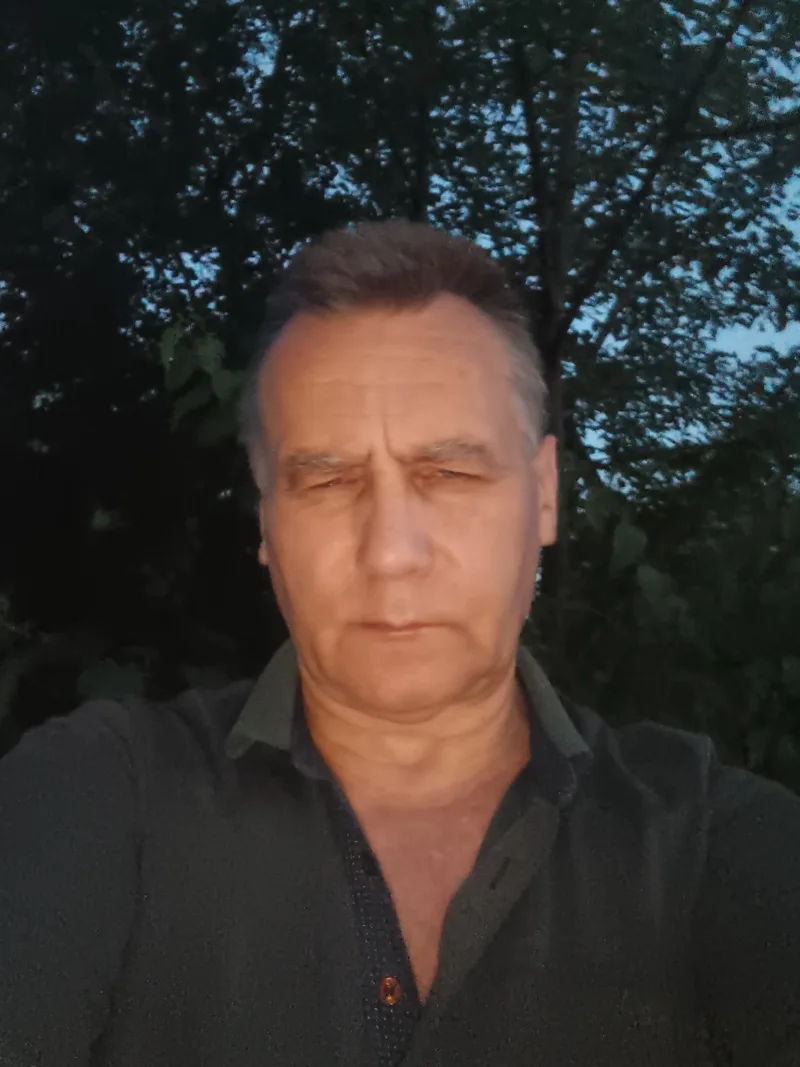 Ігор, 55