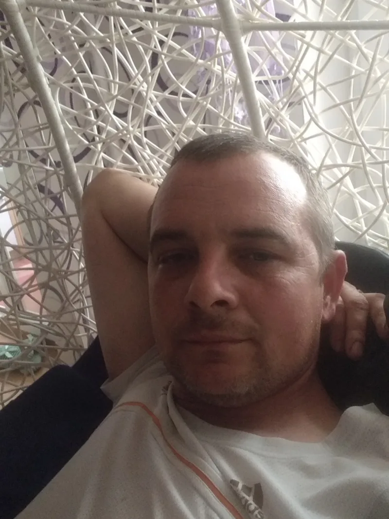 Ivan, 43