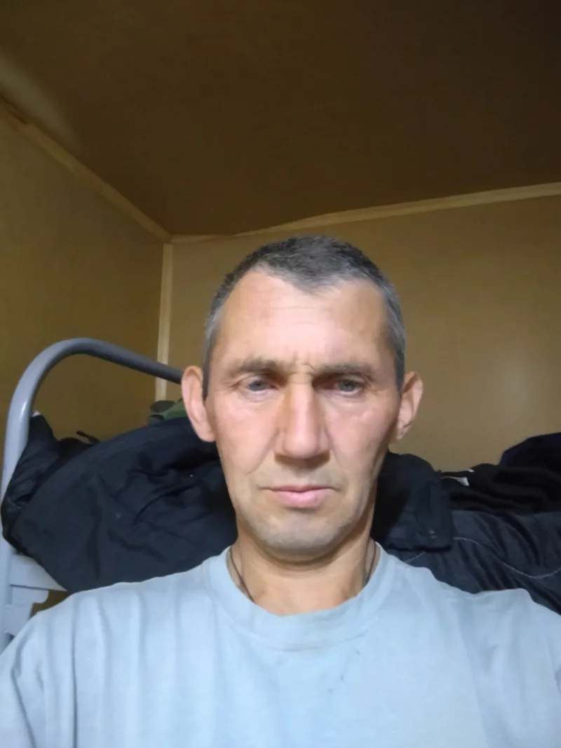 Олександр, 46