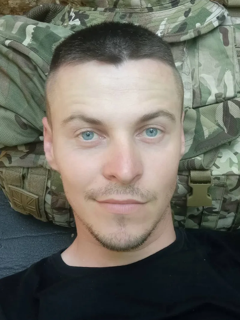 NEONUS, 36