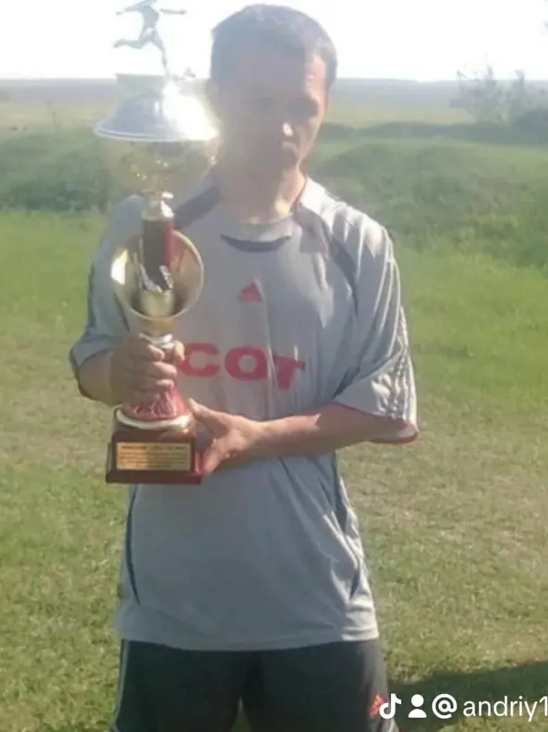 Андрій, 39