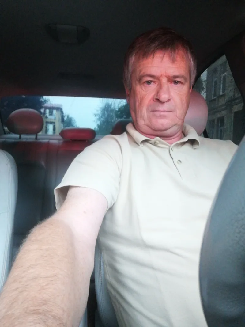 Роман, 59