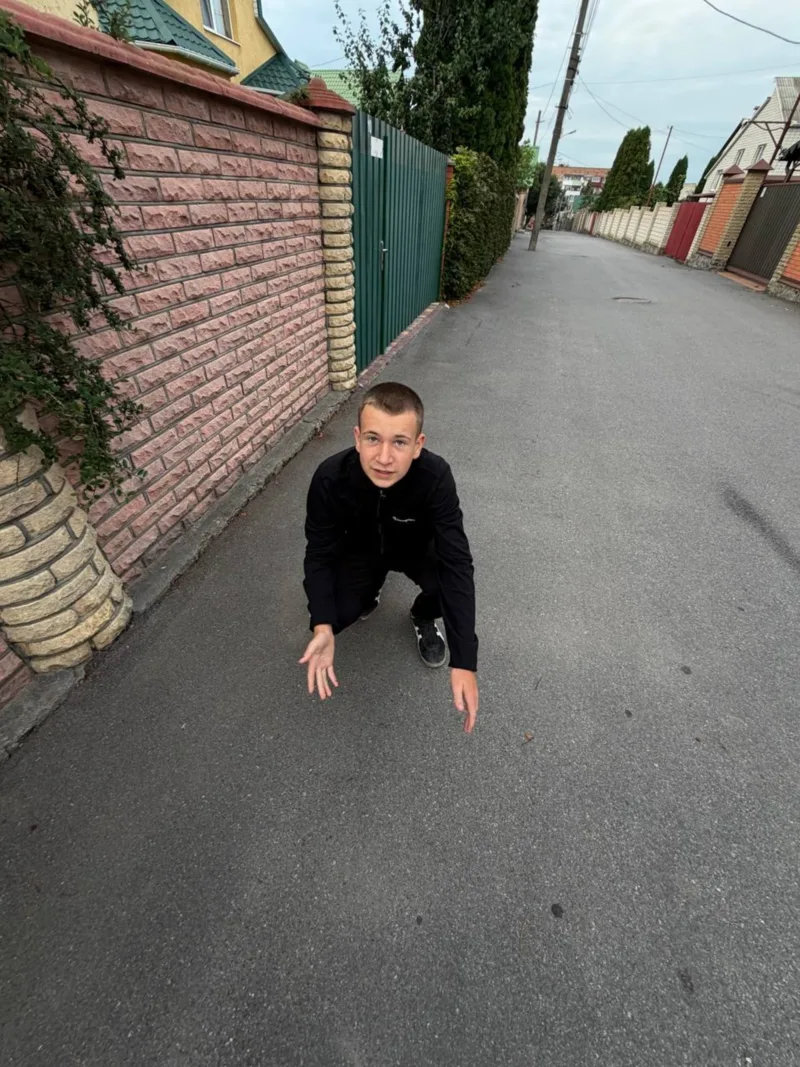 Нікіта, 24