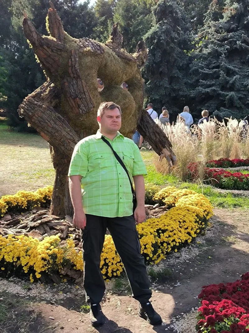 Михайло, 36