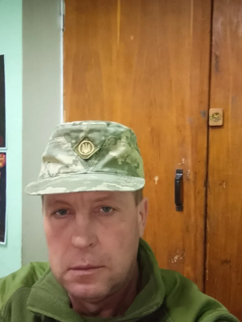 Анатолій Анатолій, 49
