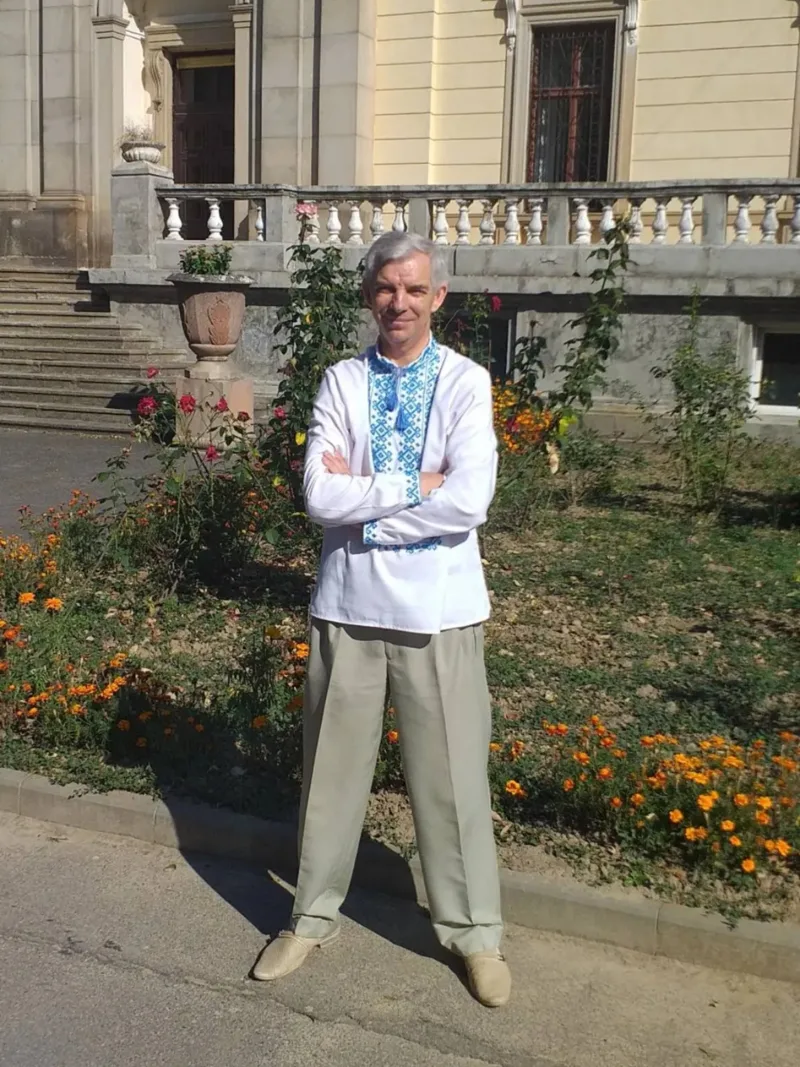 Макс, 46