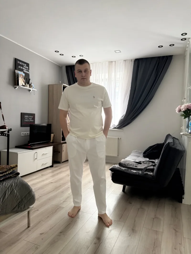 Максим, 23