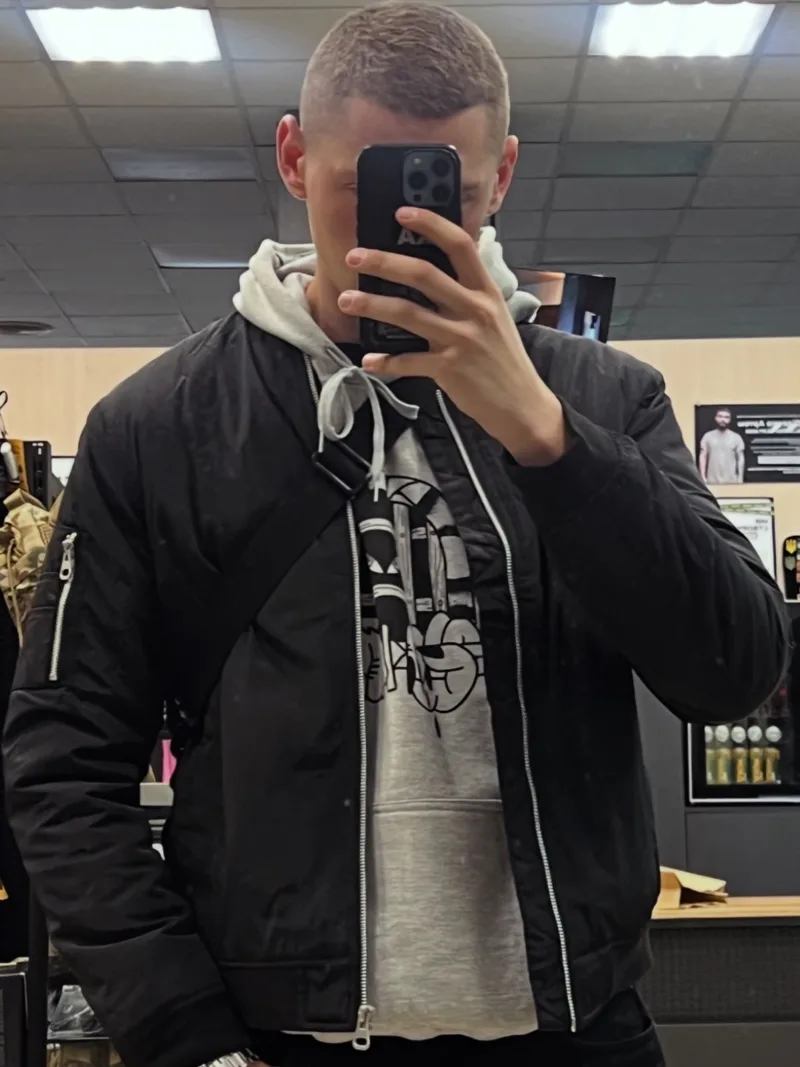 Artem, 19
