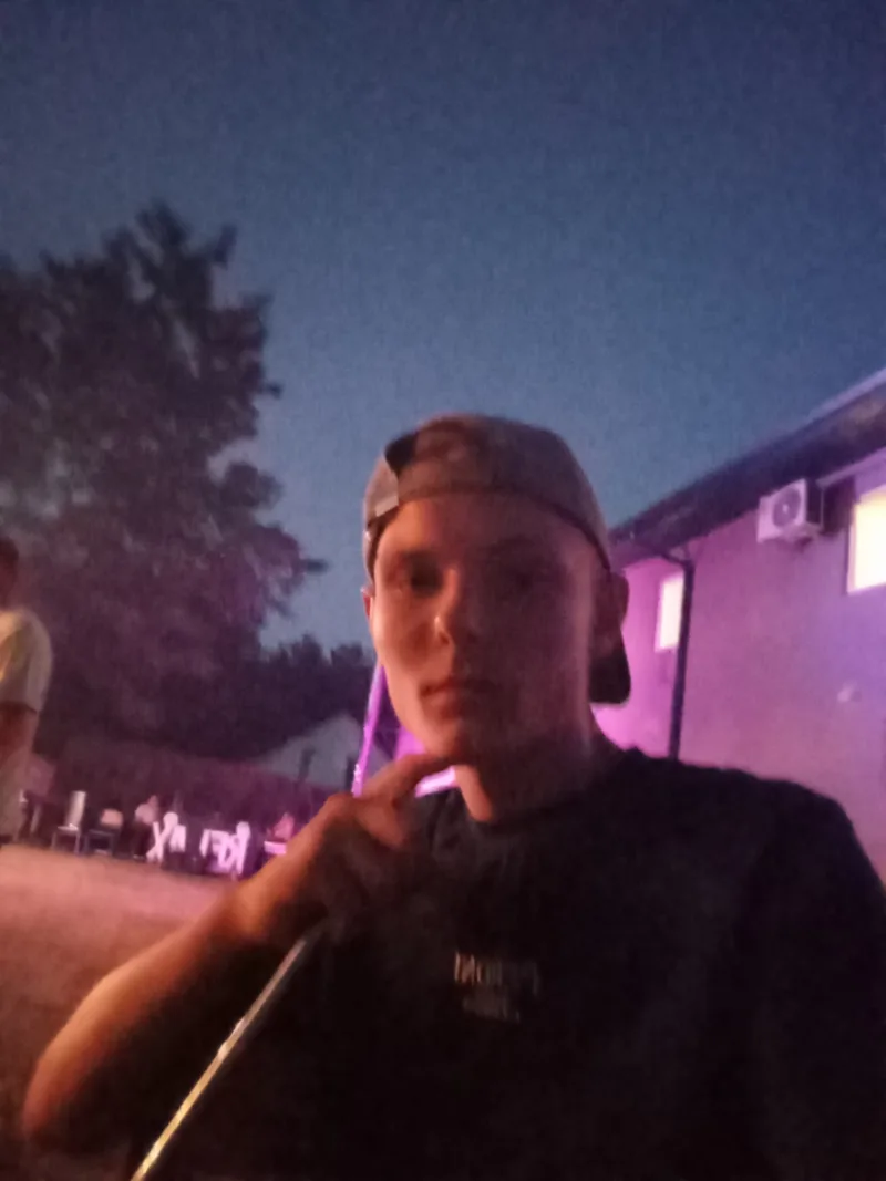 MYKHAILO, 18