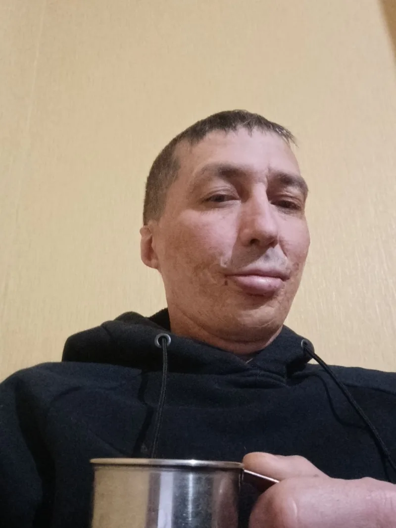 Олександр, 43