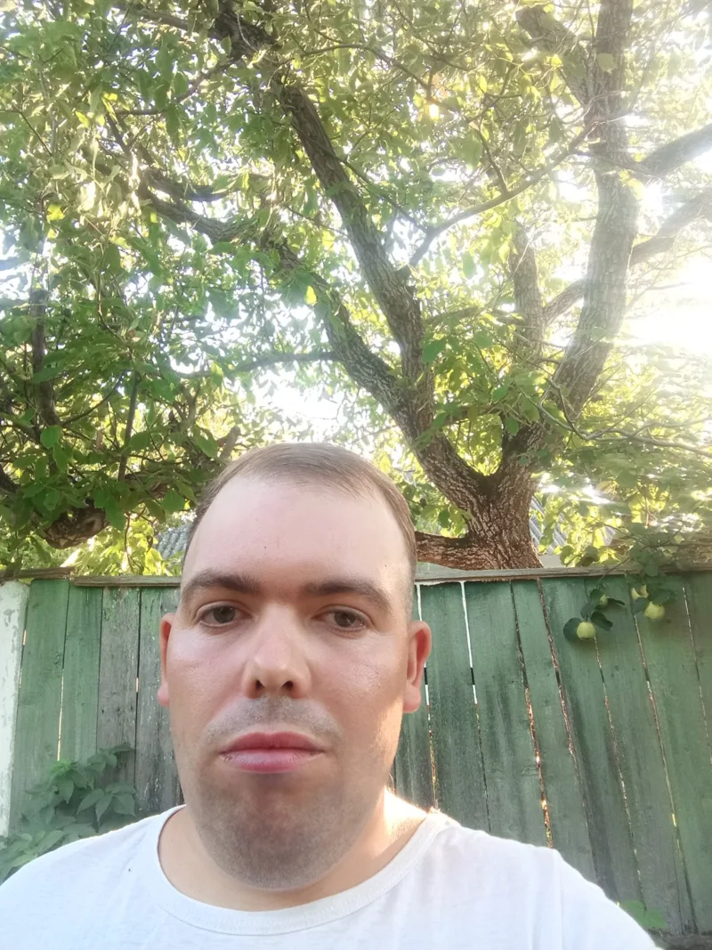 Ваня, 24