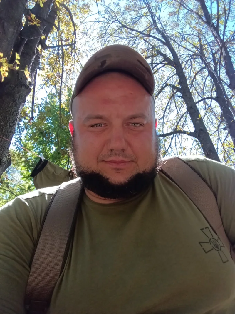 Konstantin, 32