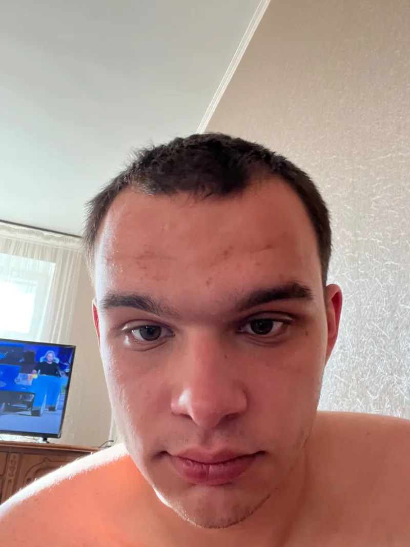 Андрей, 20