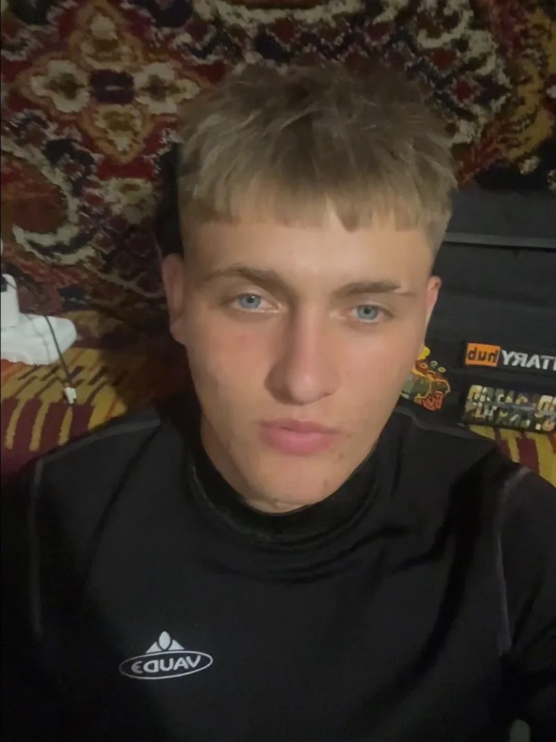 Сторожук Назар, 19