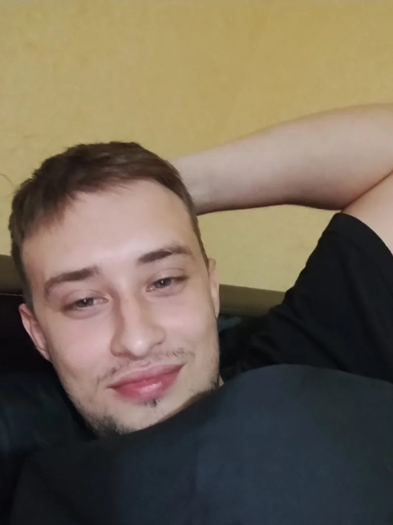 David, 25