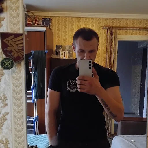 Саша Ващик, 26