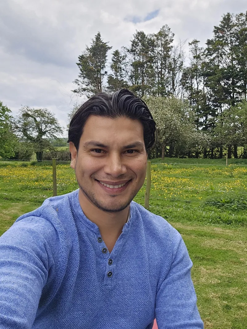 Cesar, 40