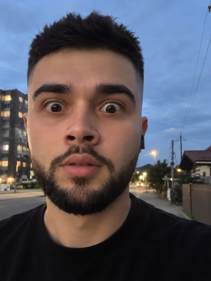 Тарас, 22