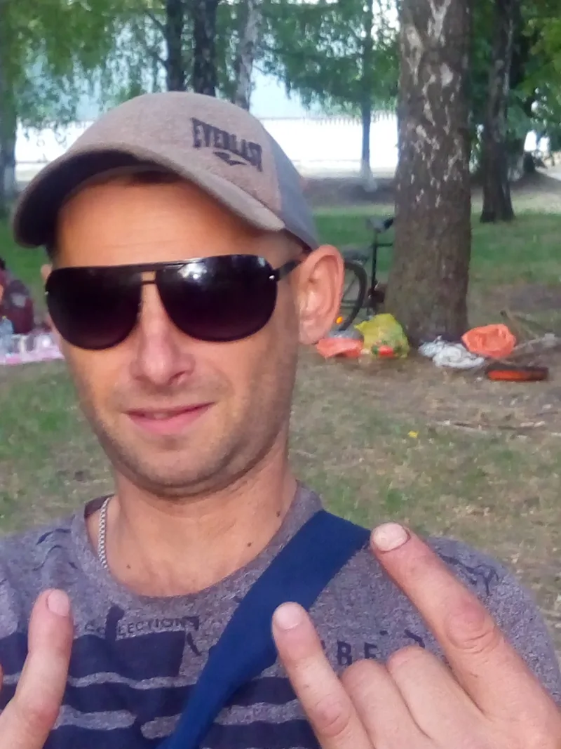 Виталий, 42