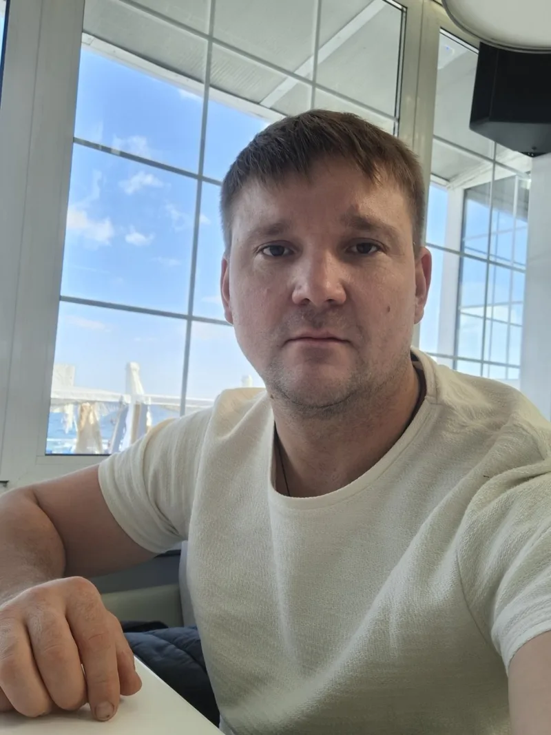 Валентин, 34