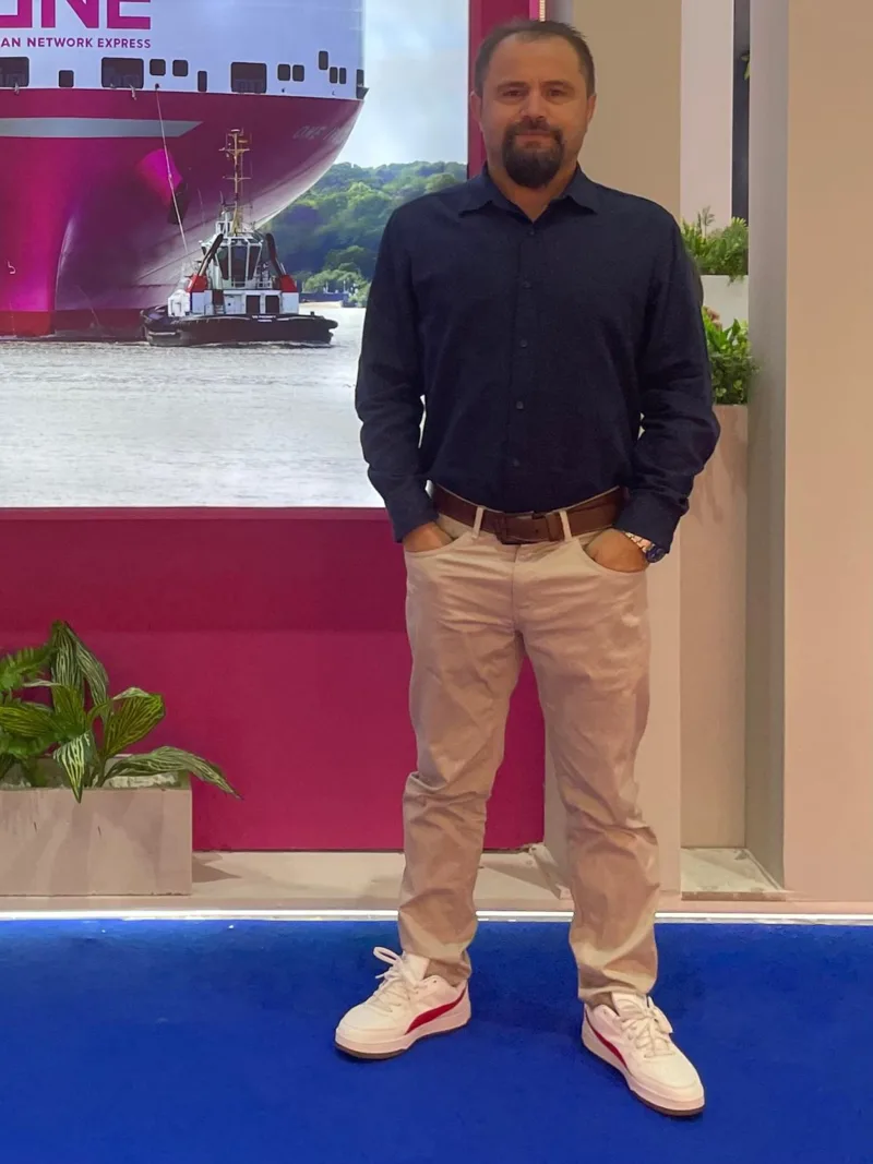 Özay DEMİREL, 42