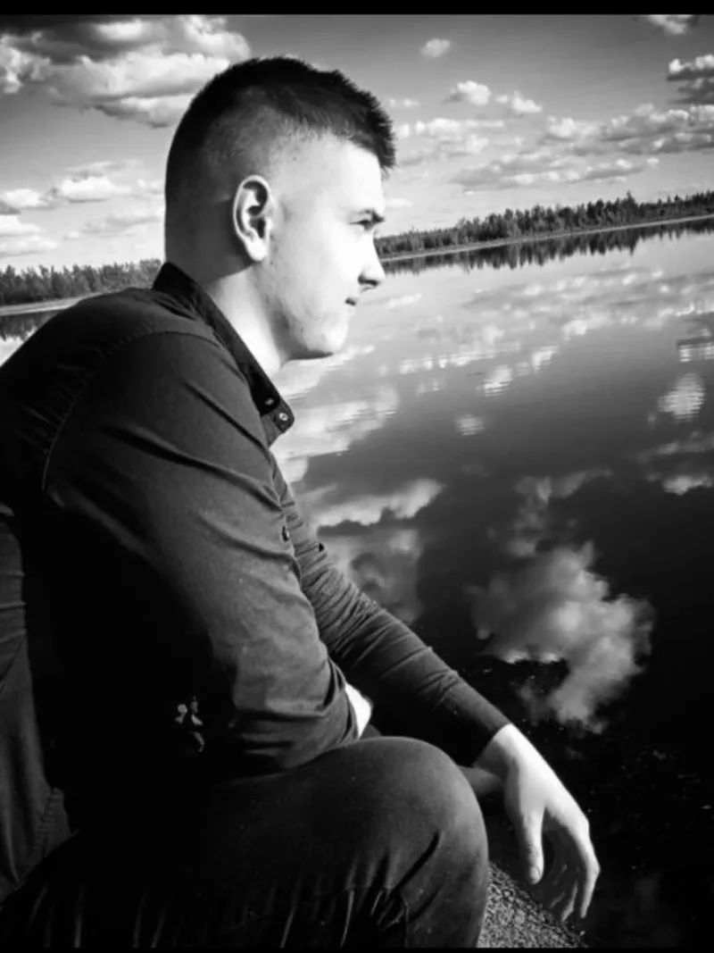 Максим, 22