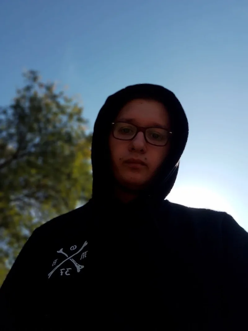 Женя, 20