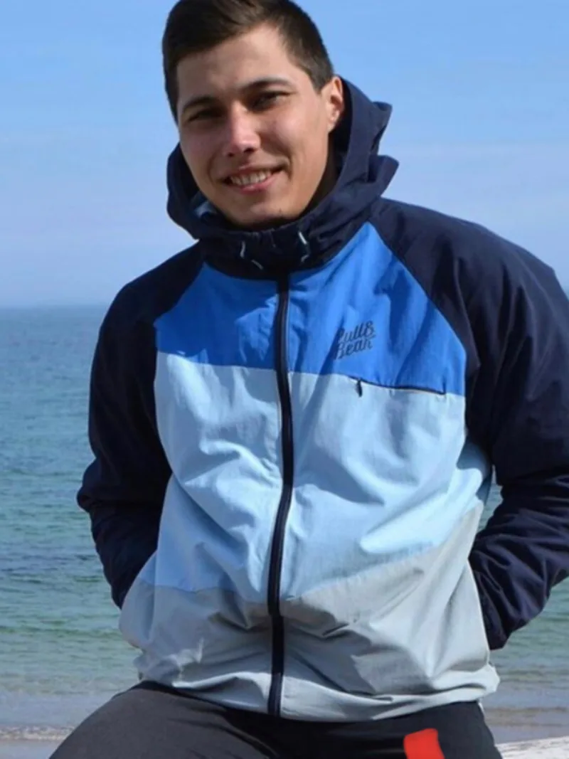 Юрий, 28