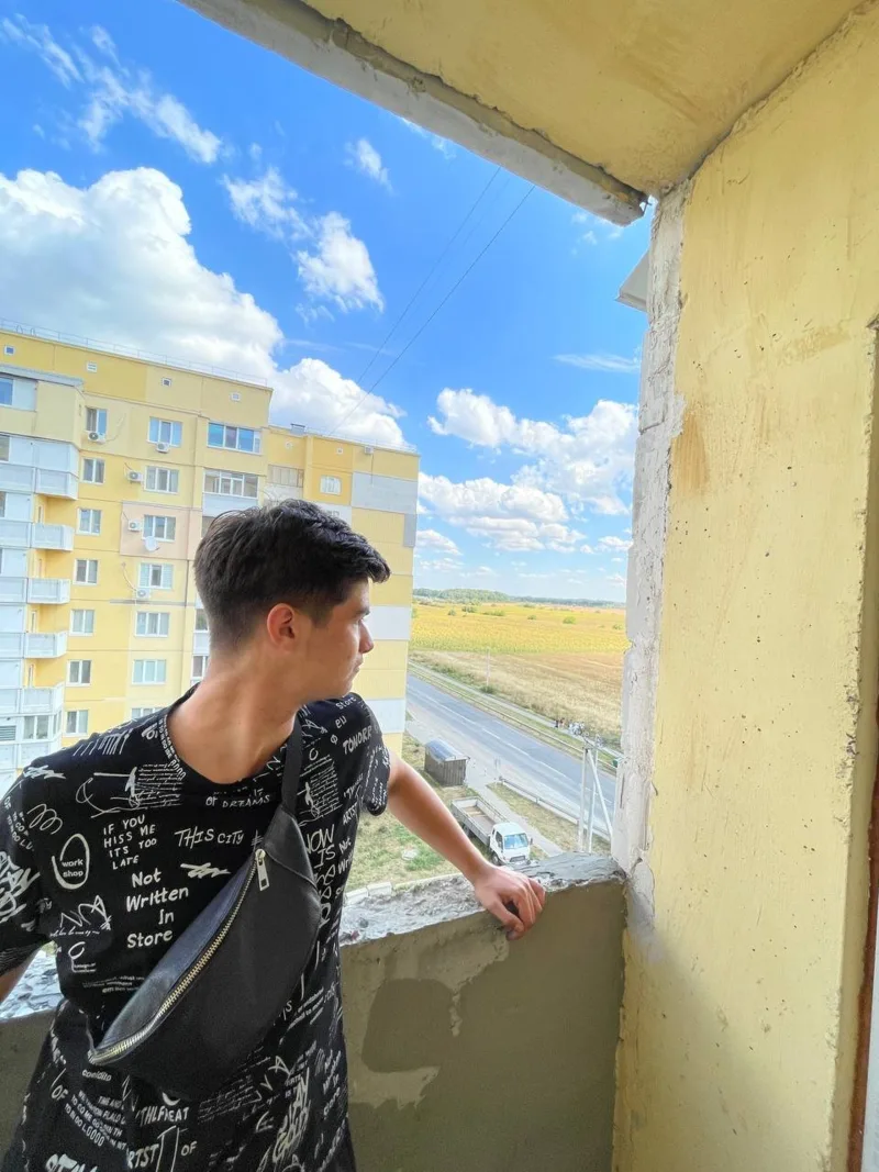 Олександр, 18