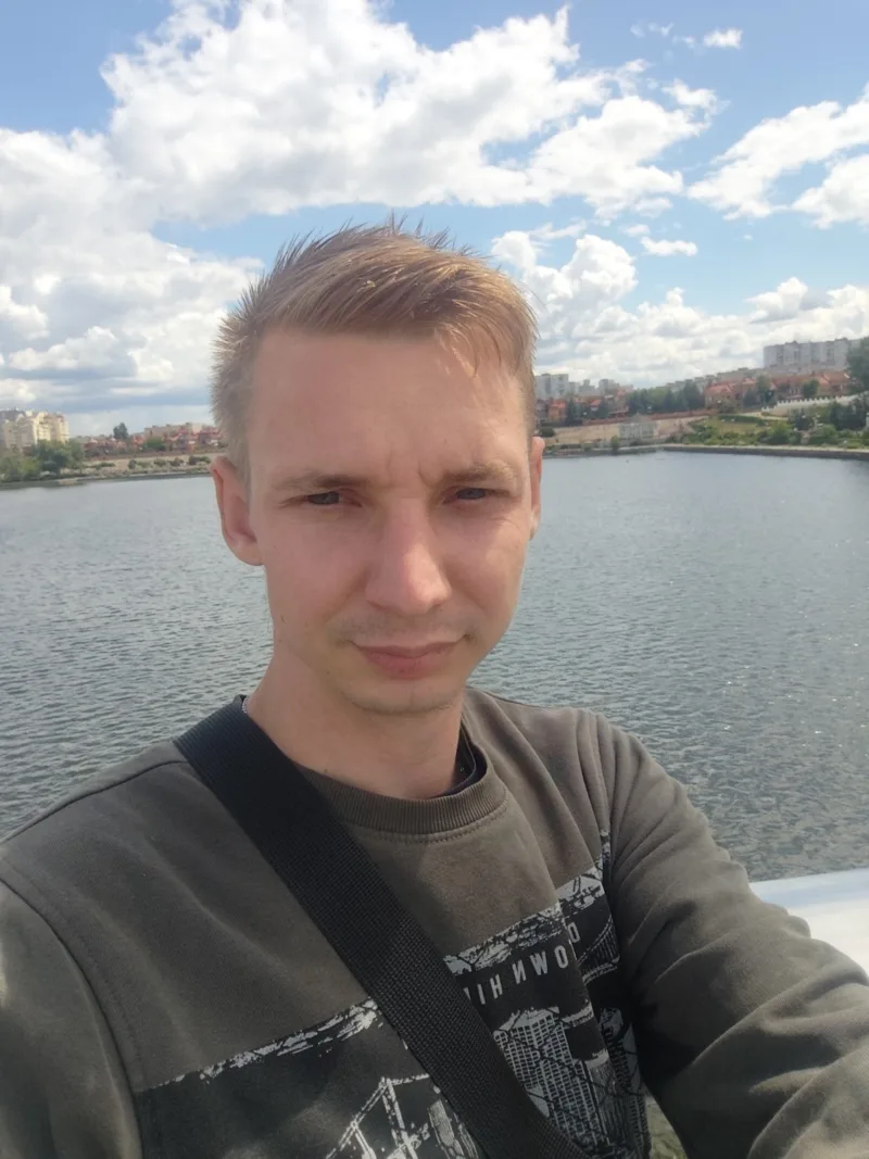 Артем, 27