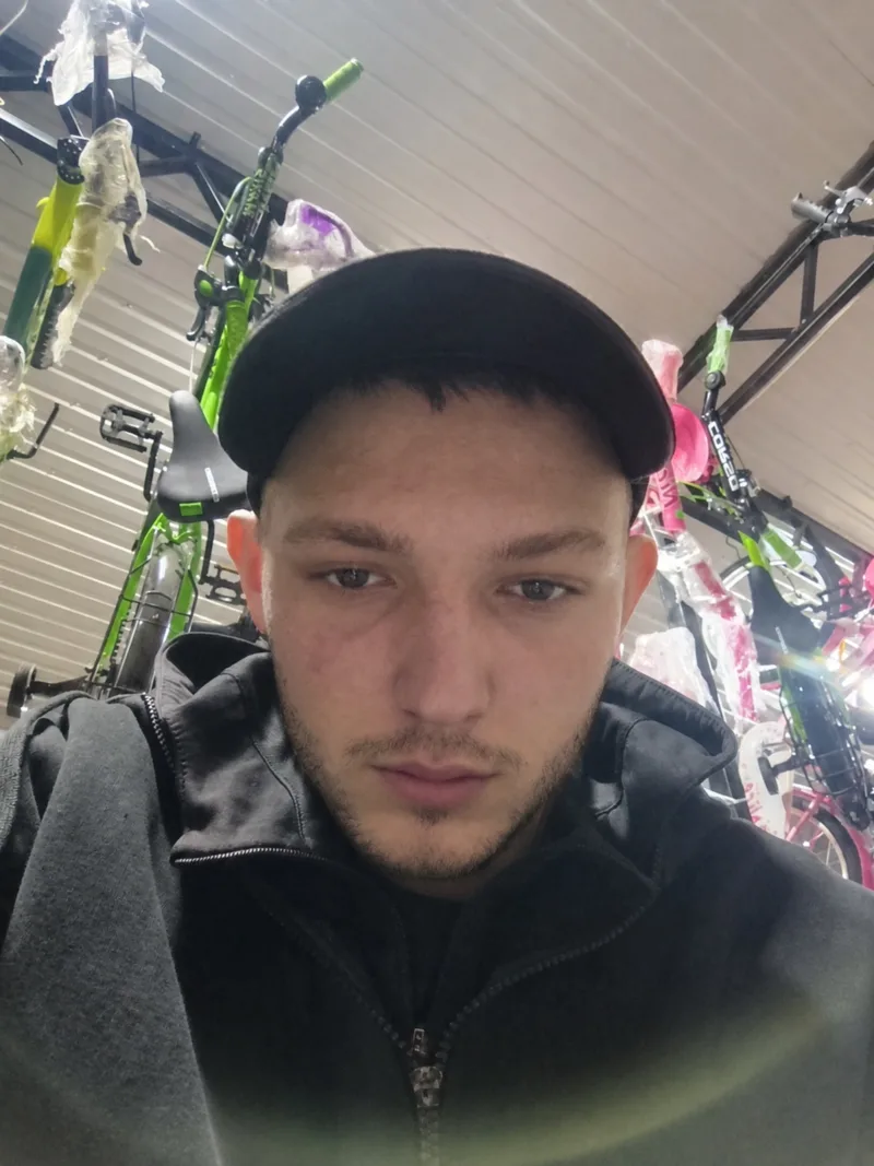 Віталій, 18