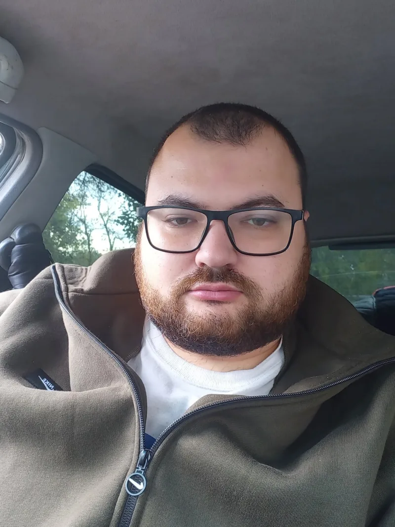 Андрей, 31