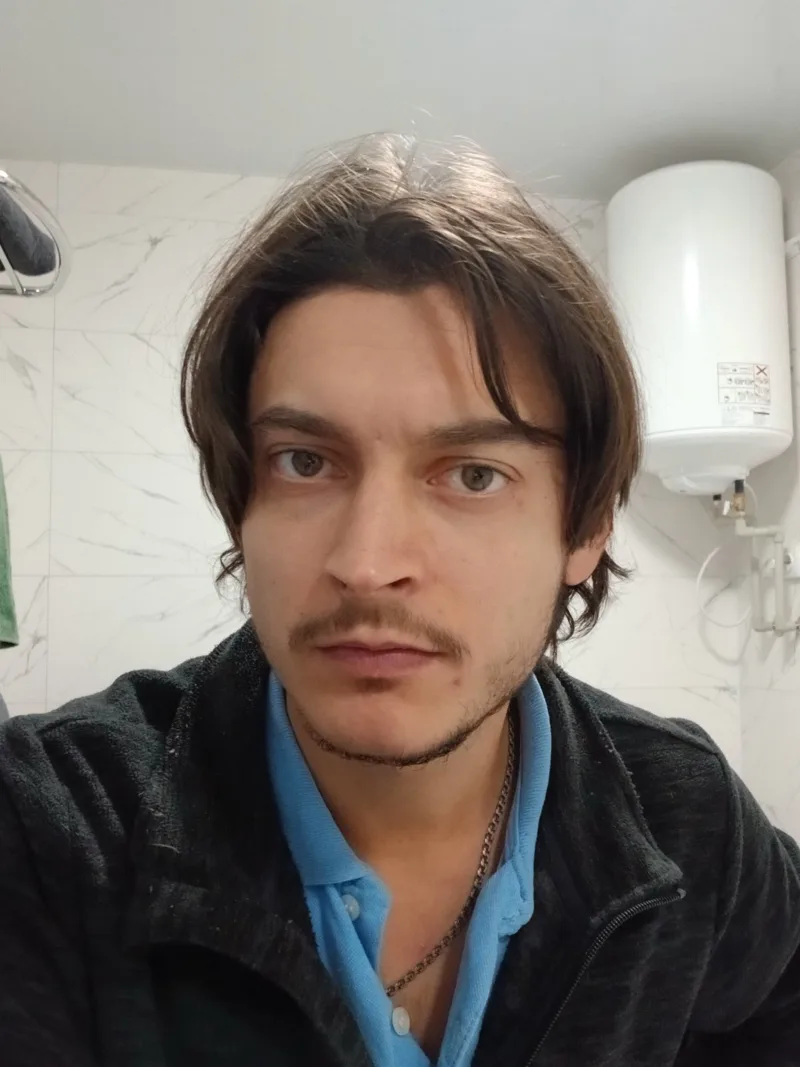 Ігор, 27