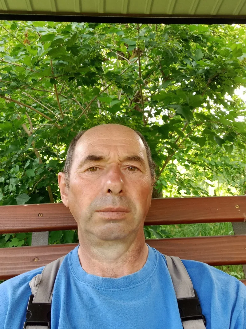 Віктор, 57