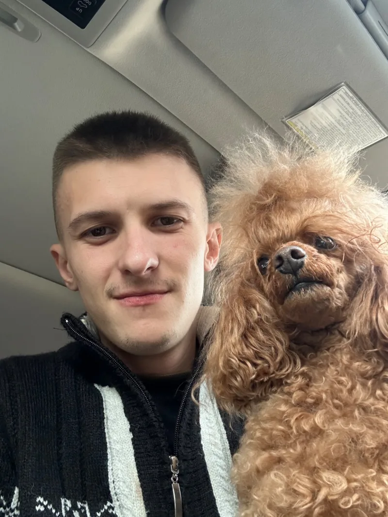 Alex, 24