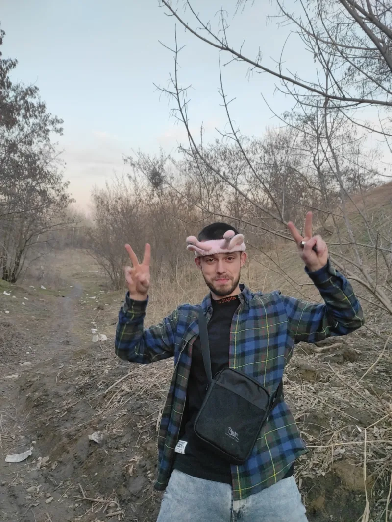 Андрій, 24
