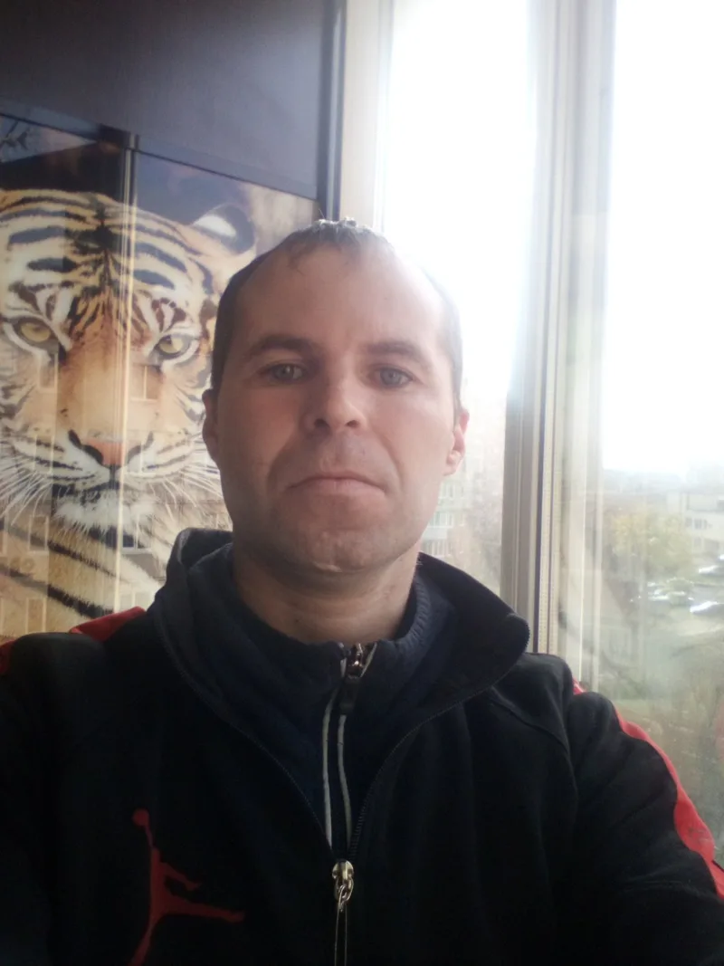 Володимир, 39