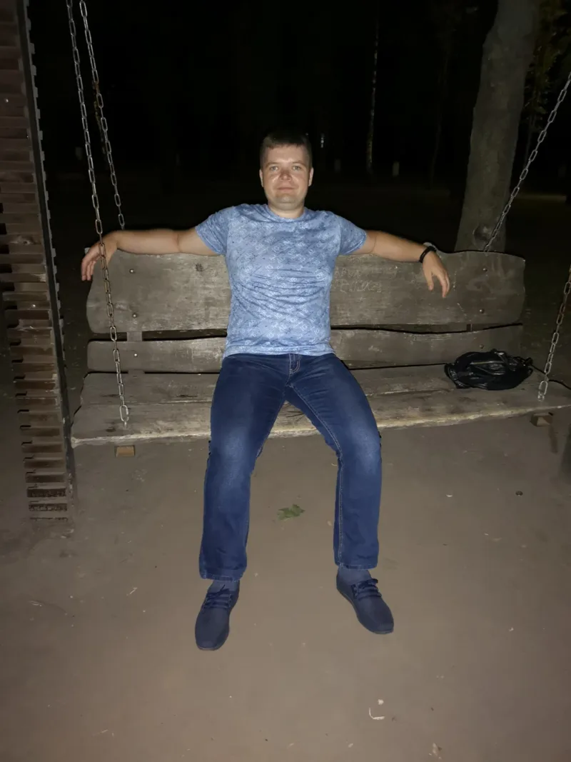 Володимир, 40