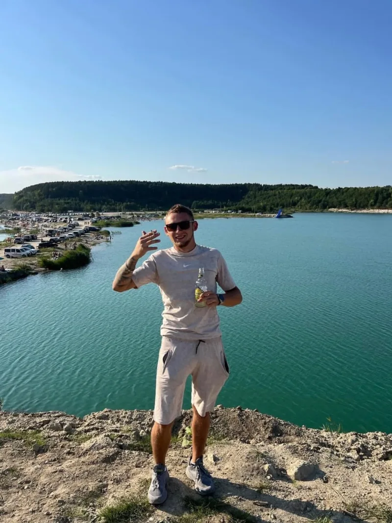 Віталік, 23
