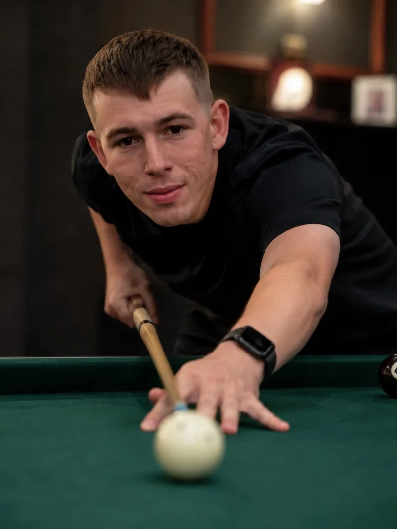 Максим, 27