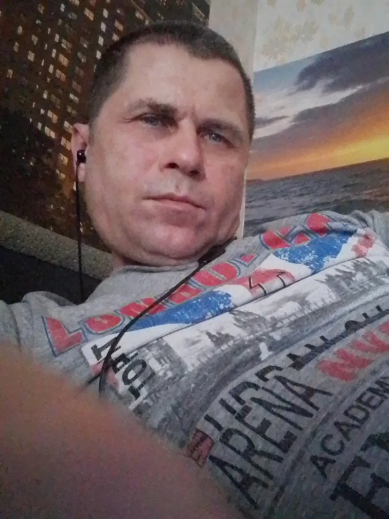 Олександр, 52
