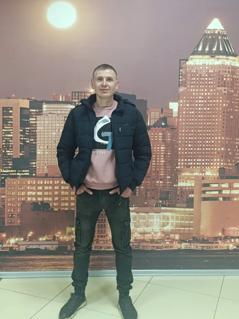 Богдан, 33