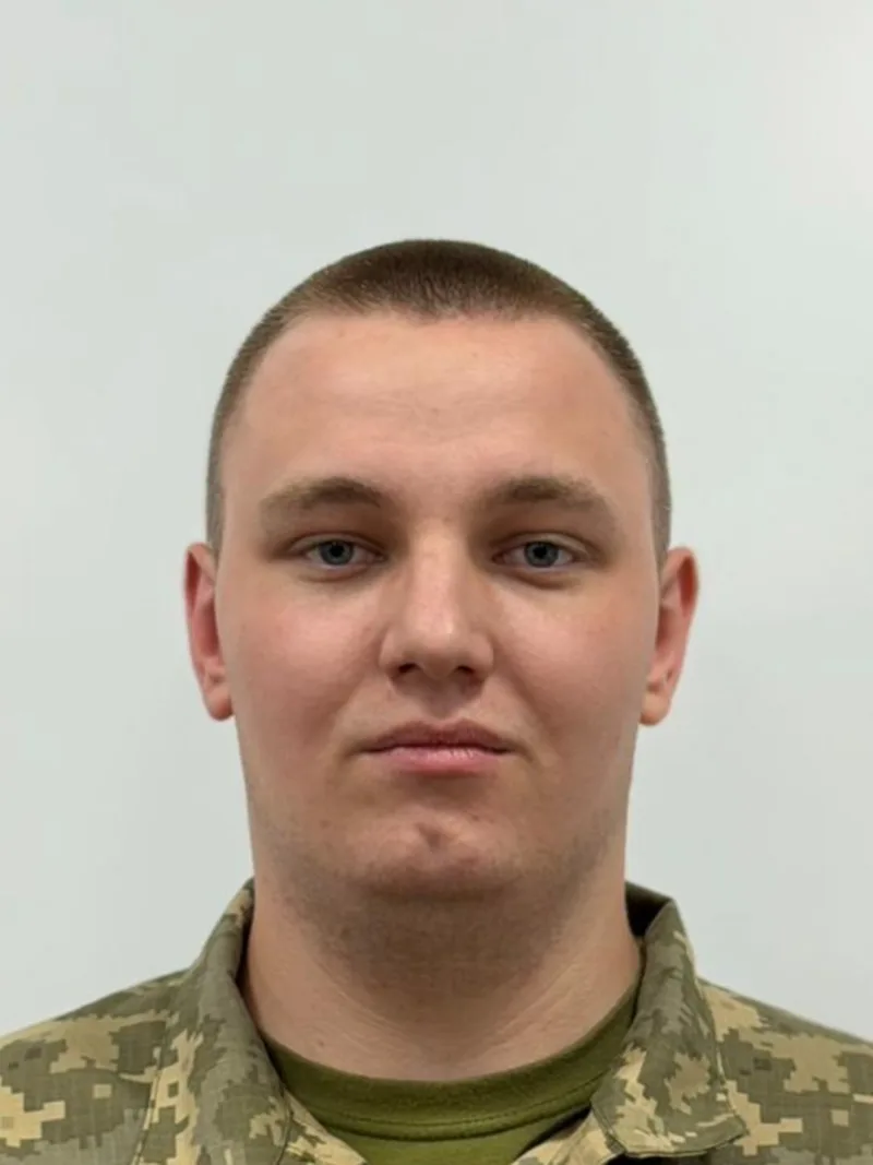 Антон, 21