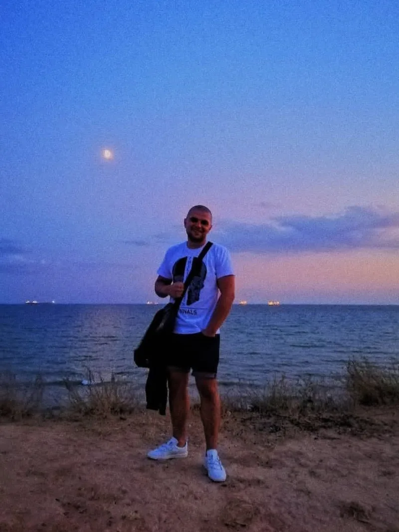 Денис, 28
