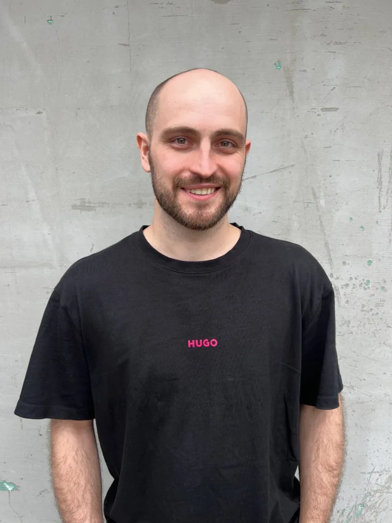 Vlad, 30