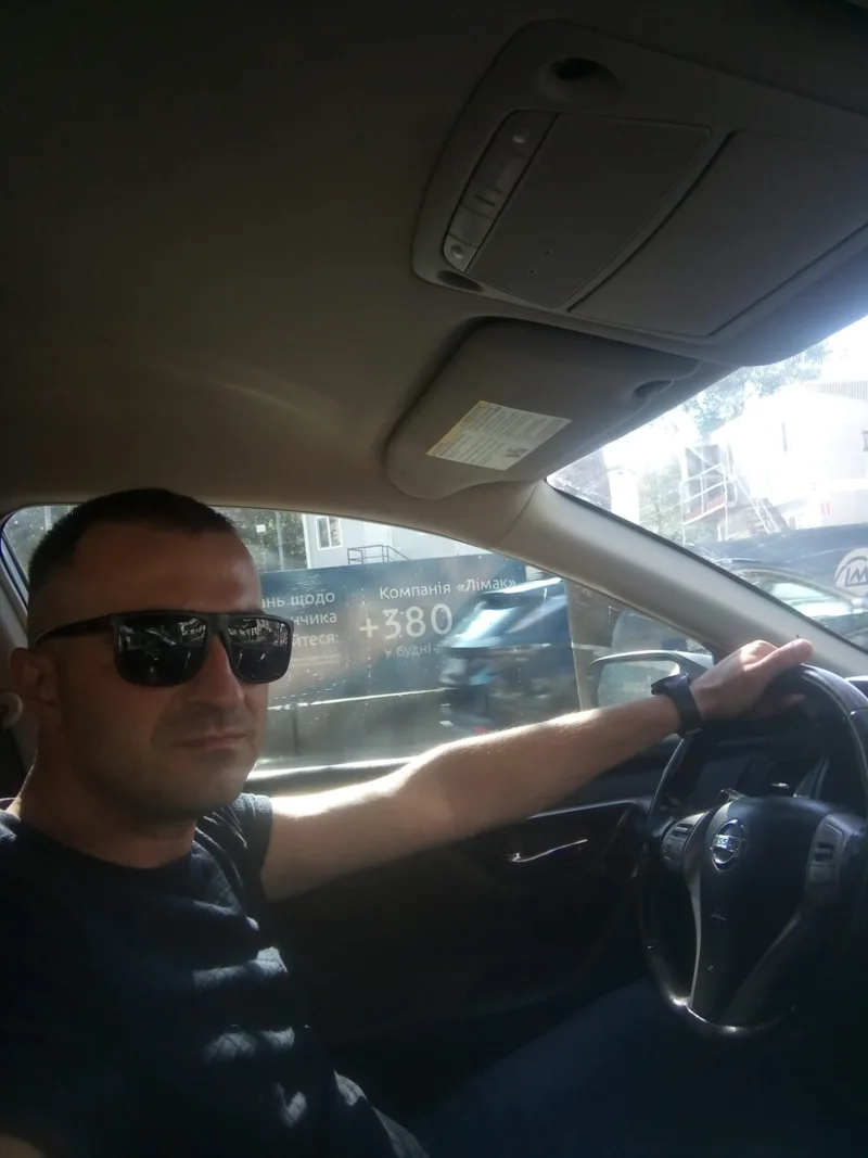 Андрюша, 32