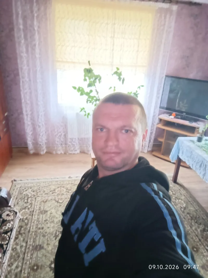 Сергій, 42